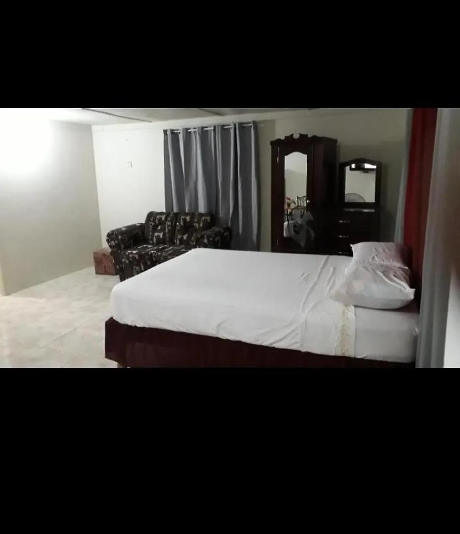 Majorvilla No Ac Low Price Montego Bay Jamaica